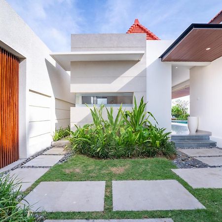 Fenosa Seminyak Villas By Nagisa Bali 外观 照片