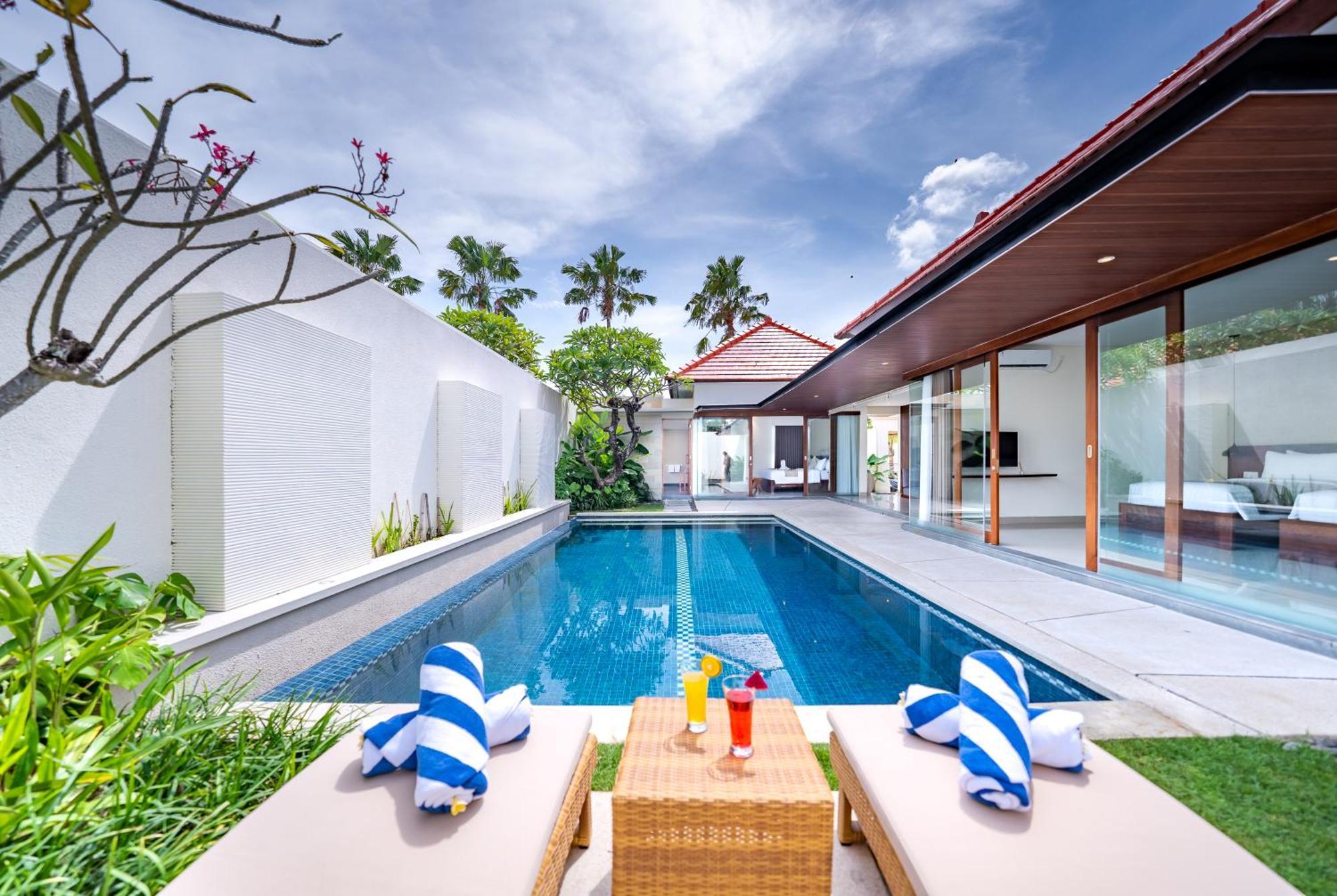 Fenosa Seminyak Villas By Nagisa Bali 外观 照片